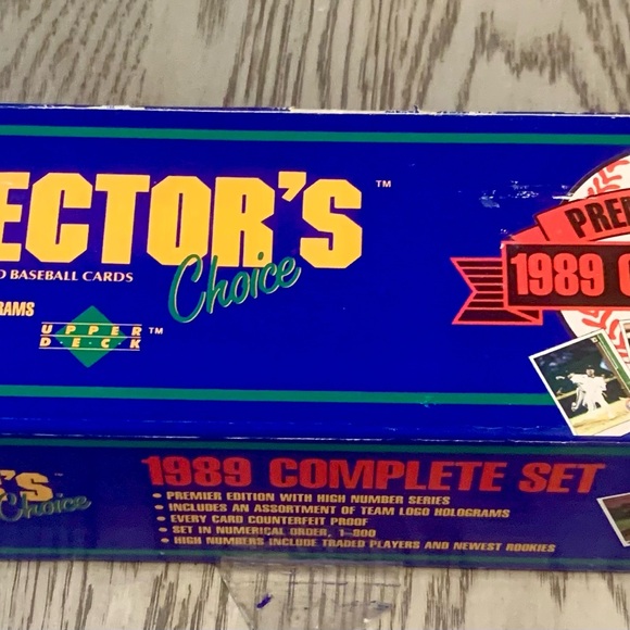 Baseball Trading Card Set with Blue Box - Picture 2 of 3